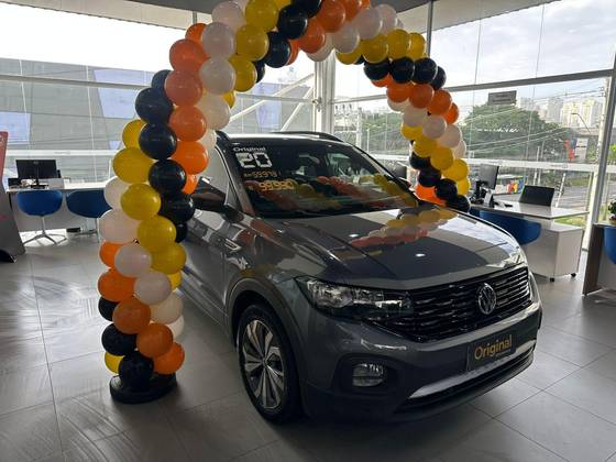 VOLKSWAGEN T-CROSS 1.0 200 TSI TOTAL FLEX COMFORTLINE AUTOMÁTICO